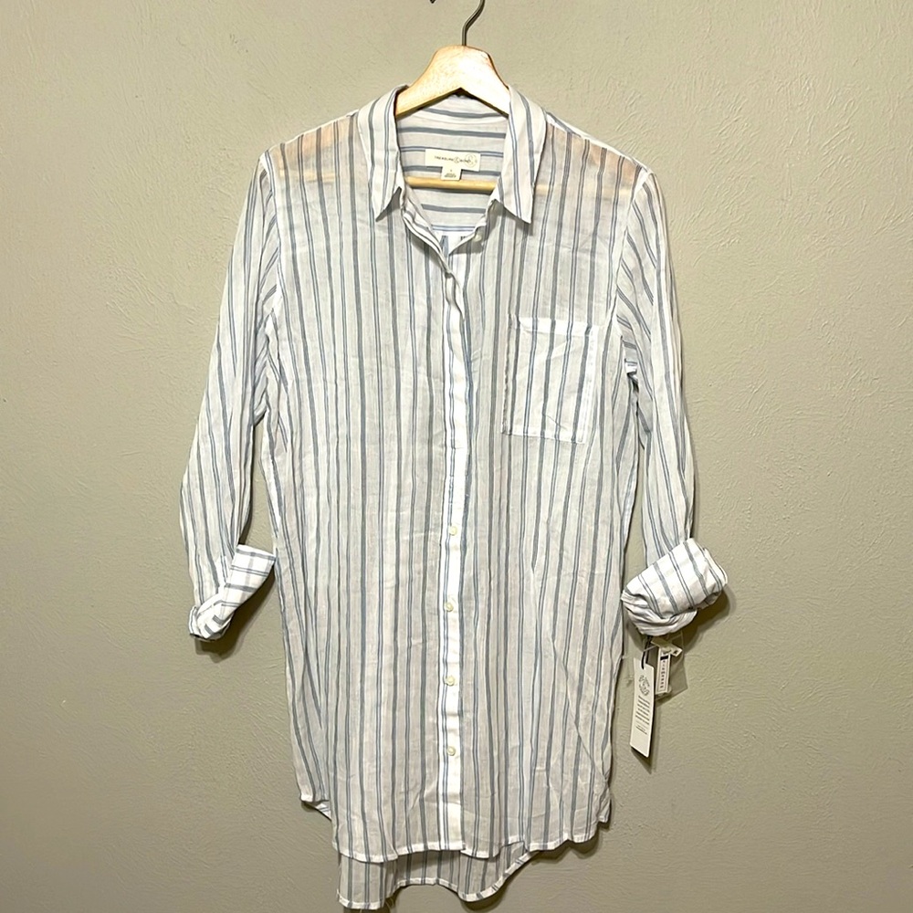 NWT Nordstrom Treasure & Bond menswear inspired, semi-sheer blouse, oversized S